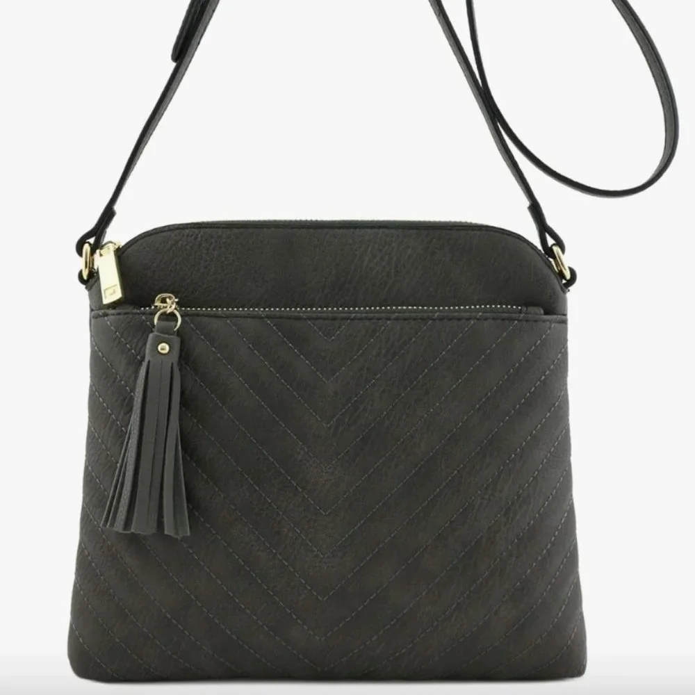 Chevron Quilted Medium Crossbody Bag - Picture 2 of 7